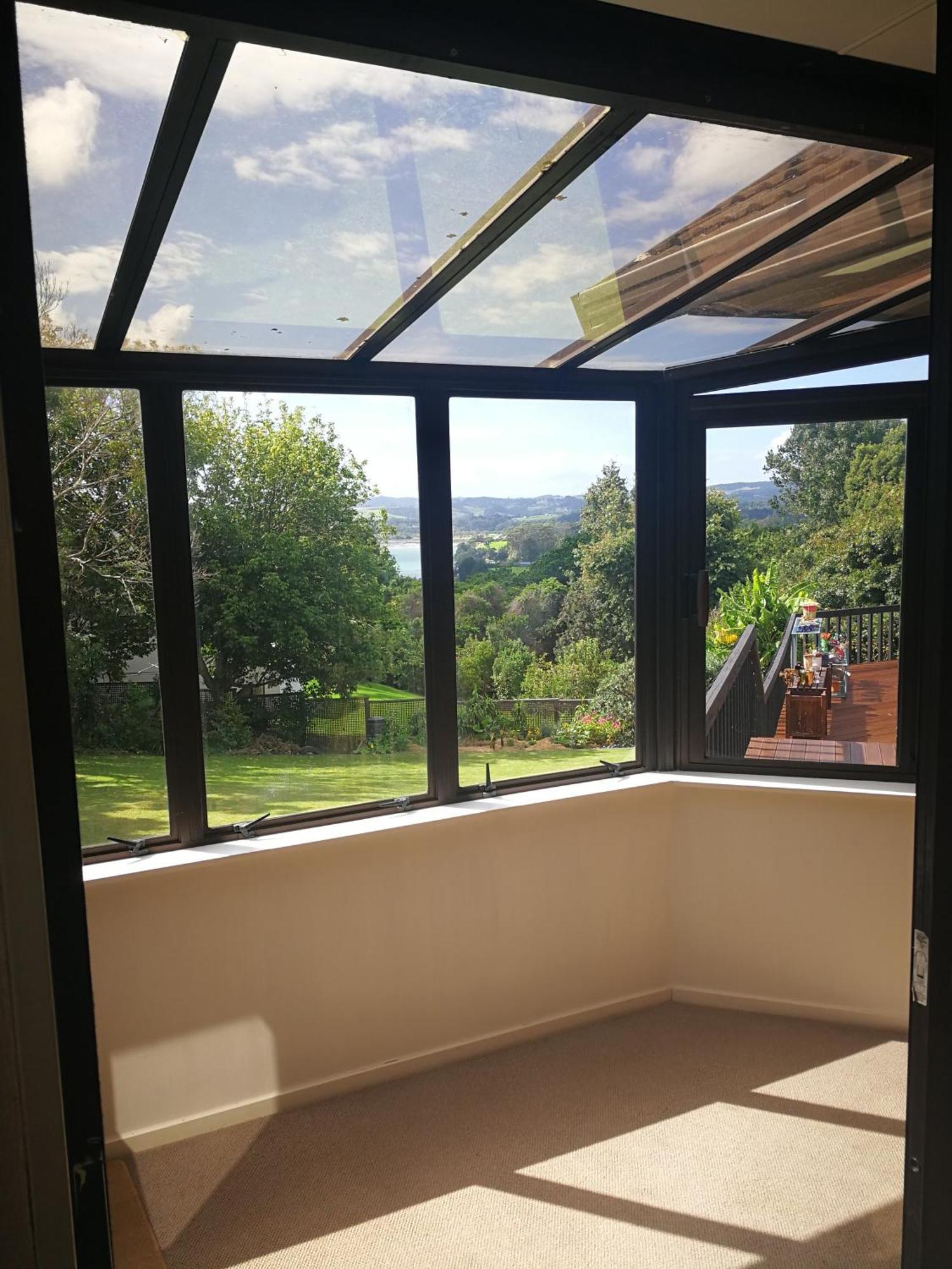 Villa Beautiful Estuary Views In Shelly Park Auckland Exterior foto